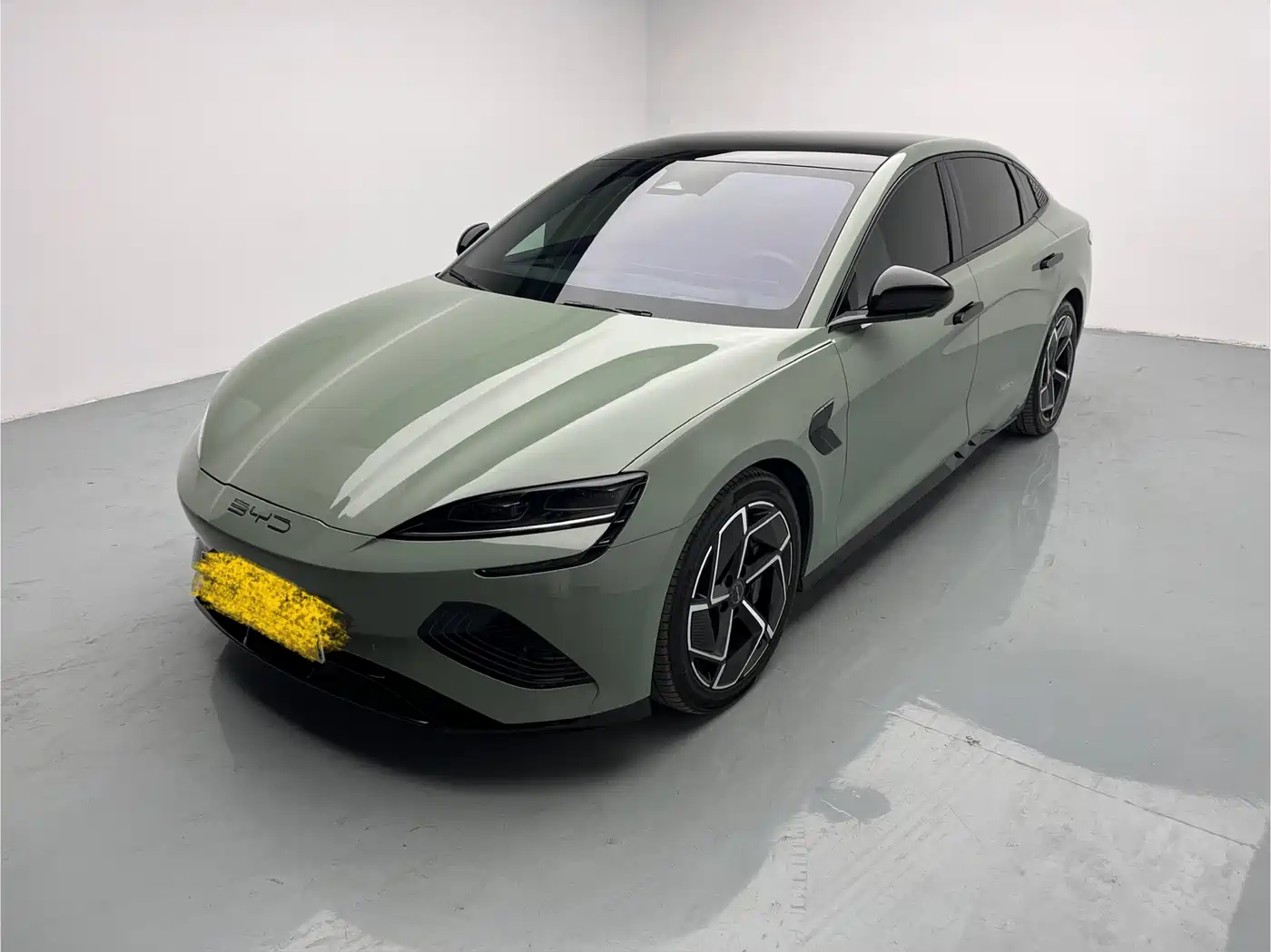 BYD Seal 2022 700km Long Range RWD Edition