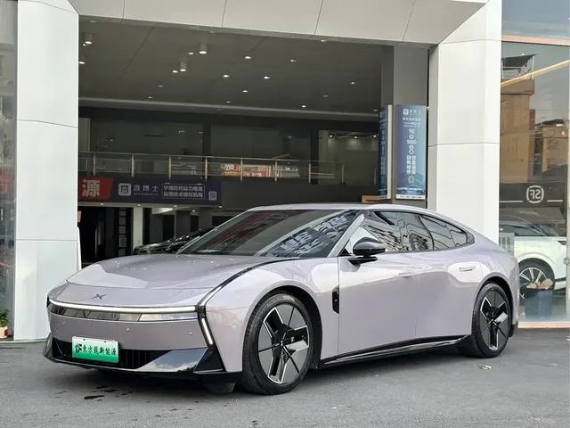 XPeng P7 2025 702km Long Range Edition