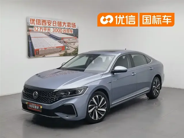 Volkswagen Passat 2022 330TSI Starlight Luxury Edition