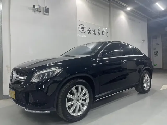 Mercedes-Benz GLE Coupe 2017 GLE 320 4MATIC Coupe SUV