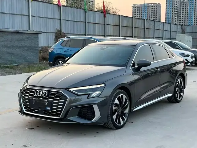 Audi A3 2023 Facelift A3L Limousine 35 TFSI Fashion Sport