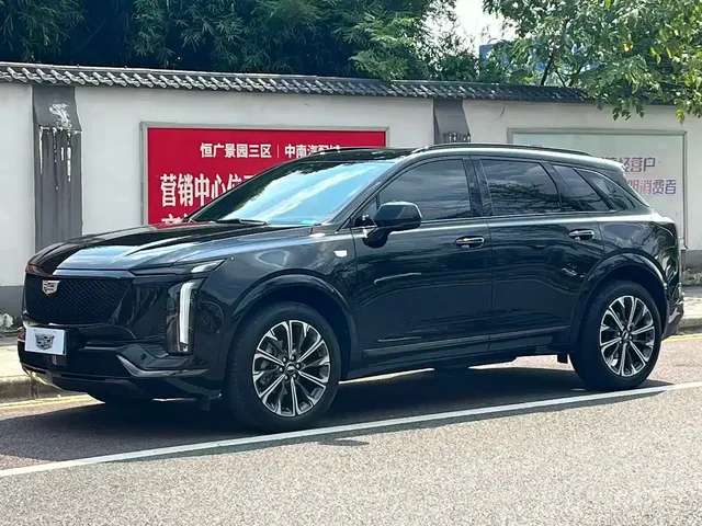 Cadillac XT5 2025 2.0T Premium Model