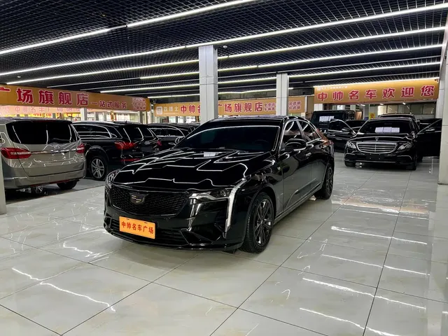 Cadillac CT4 2022 28T Luxury Model
