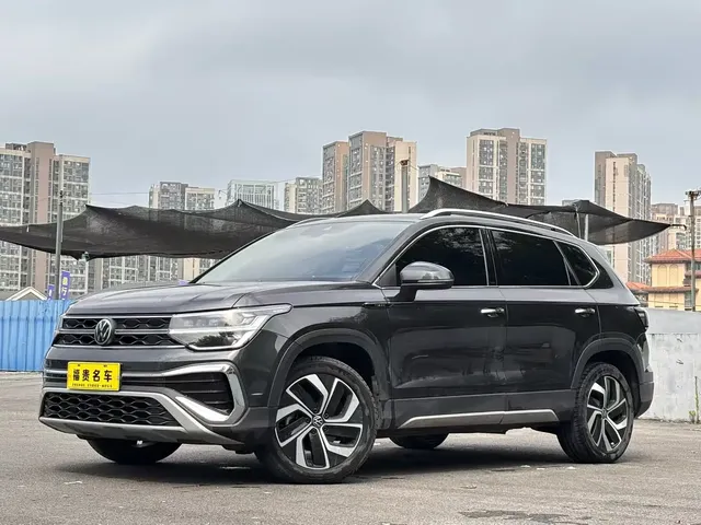 Volkswagen Tharu 2023 300TSI 2WD Full Moon Edition