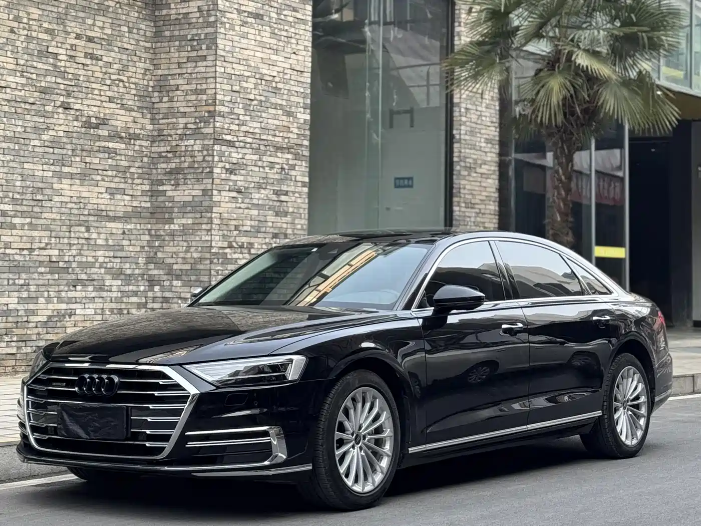 Audi A8 2022 A8L 50 TFSI quattro Comfort Collector's Edition