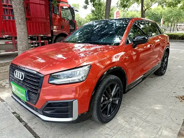 Audi Q2L 2020 35 TFSI Progressive Dynamic Model