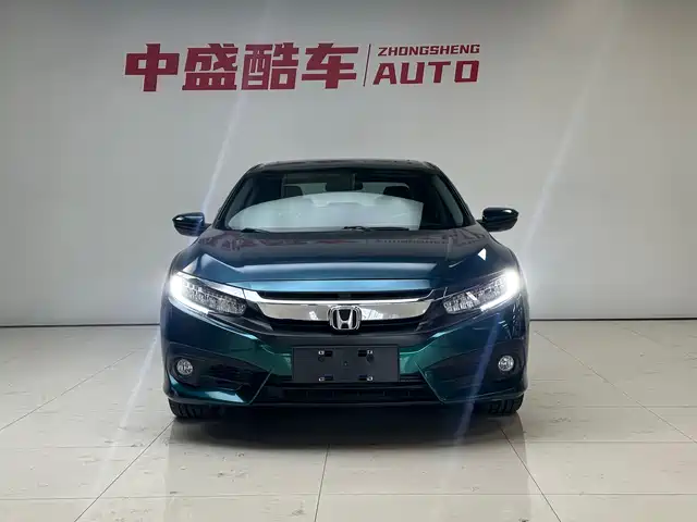 Honda Civic 2016 220TURBO CVT Premium Edition