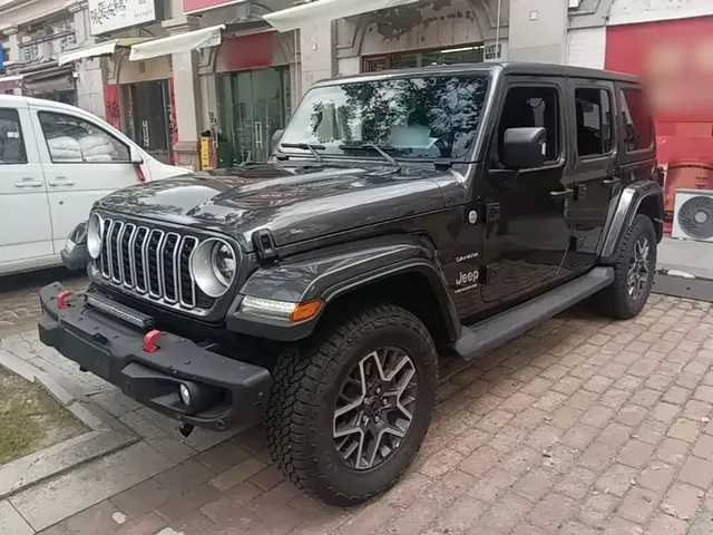 Jeep Wrangler 2024 Model 2.0T Sahara Four-Door Version