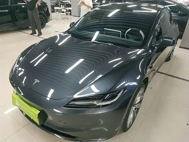 Tesla Model 3 2023 Rear-Wheel Drive
