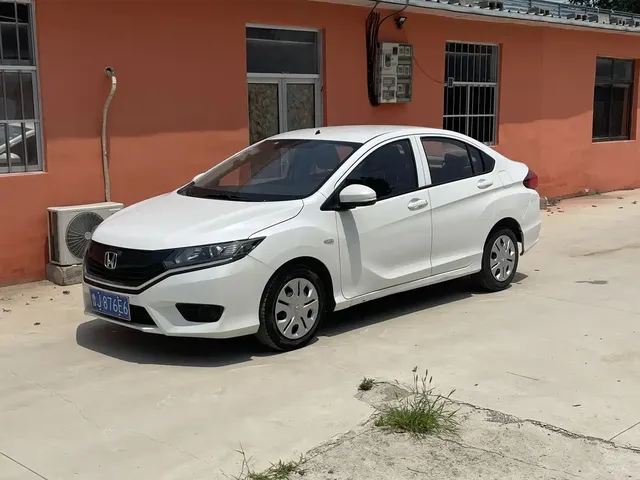 Honda Greiz 2016 1.5L CVT Classic Edition