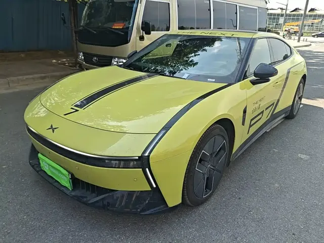 XPeng P7 2025 702km Long Range Edition