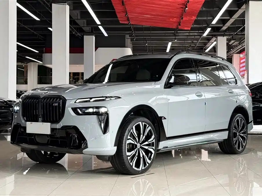 BMW X7 M60i 2023 xDrive M60i