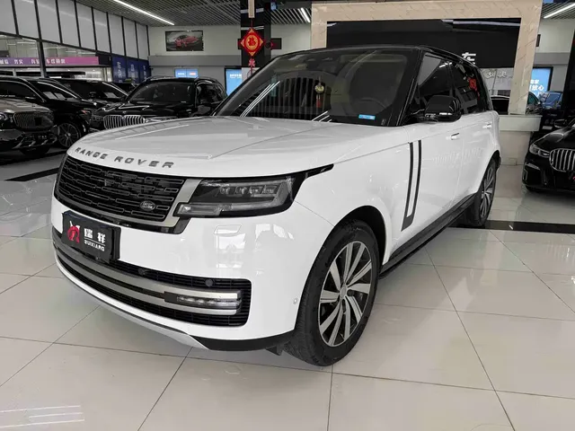 Land Rover Range Rover 2023 3.0 L6 400PS Golden Age 7-Seater Long Wheelbase