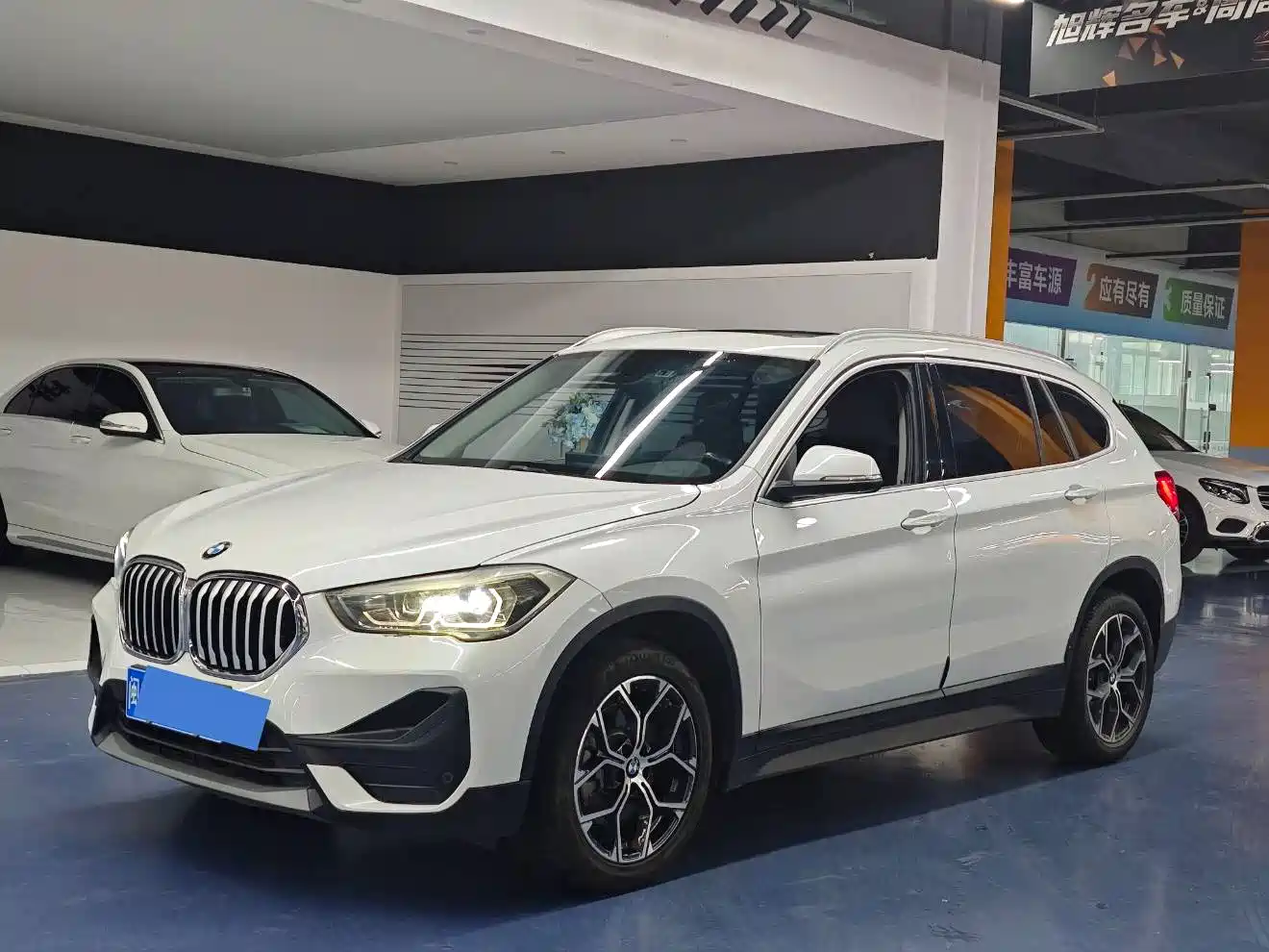 BMW X1 2022 sDrive25Li Leading