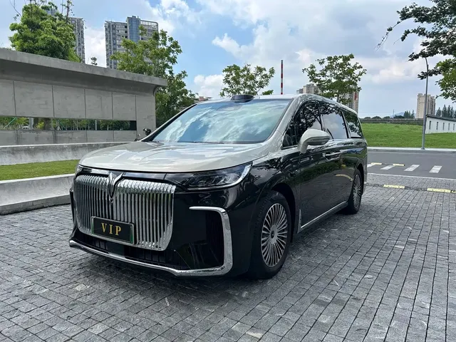 Voyah Auto Voyah Dreamer 2025 PHEV AWD Flagship Qian Kun Edition