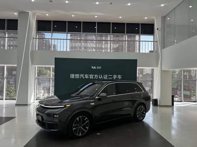 Li Auto Li L8 2025 Ultra Smart Renewal Edition