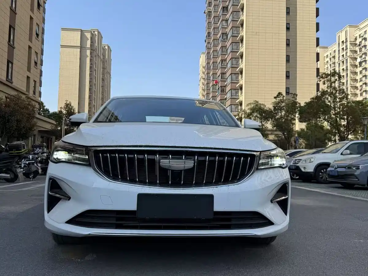 Geely Emgrand 2022 4th Generation 1.5L CVT Luxury