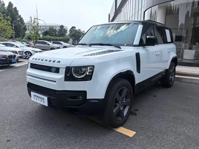 Land Rover Defender 2025 110 3.0T P400 -Dynamic HSE