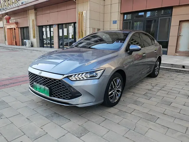 BYD Qin PLUS 2021 DM-i 120KM Premium