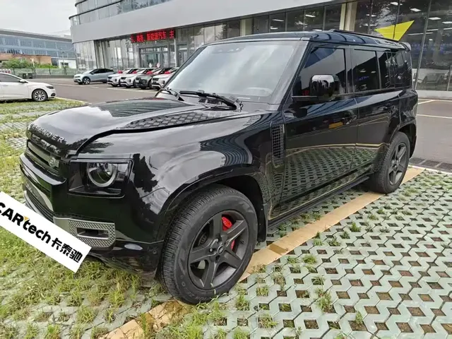 Land Rover Defender 2024 110 3.0T P400 X-DYNAMIC HSE