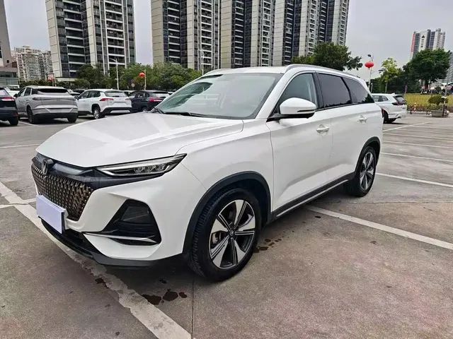 Changan X7 PLUS 2024 1.5T Auto Prestige 7-Seater