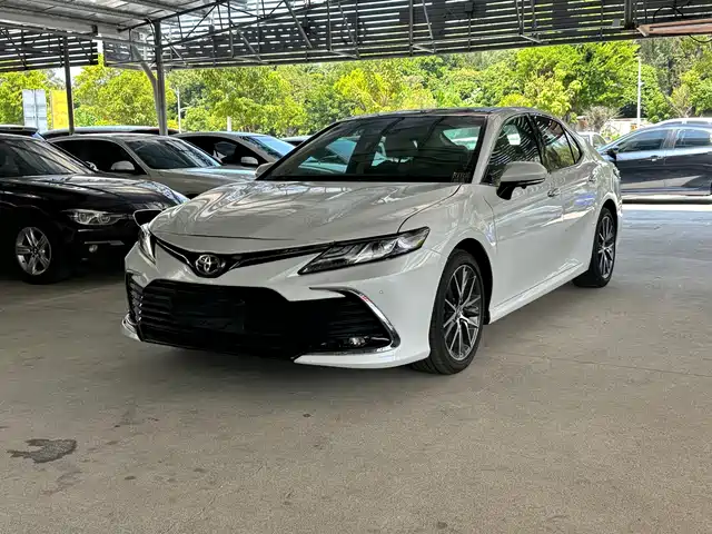 Toyota Camry 2021 2.5G Luxury Edition
