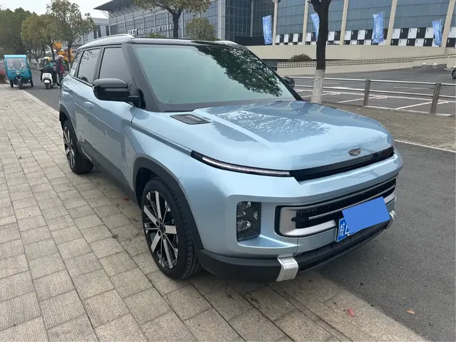 Geely ICON 2022 1.5TD Azure Limited Edition