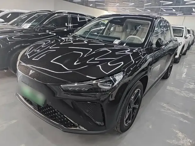 Nezha Auto Nezha L 2024 Extended Range 310 Flash Charge Red Edition