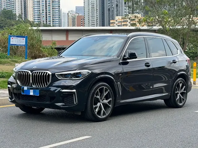 BMW X5 2022 Facelift xDrive 40Li M Sport Package
