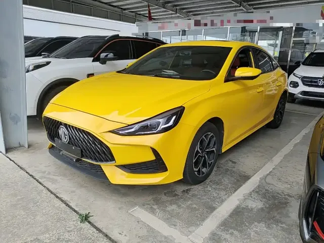 MG 5 2021 Facelift 180DVVT CVT Youth Luxury Edition