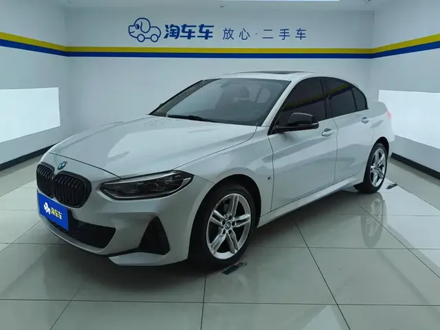 BMW 1 Series 2021 120i M Sport Shadow Edition