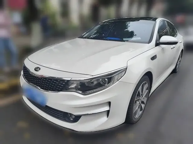 Kia K5 2017 Model 2.0L Automatic 15th Anniversary Special Edition LUX
