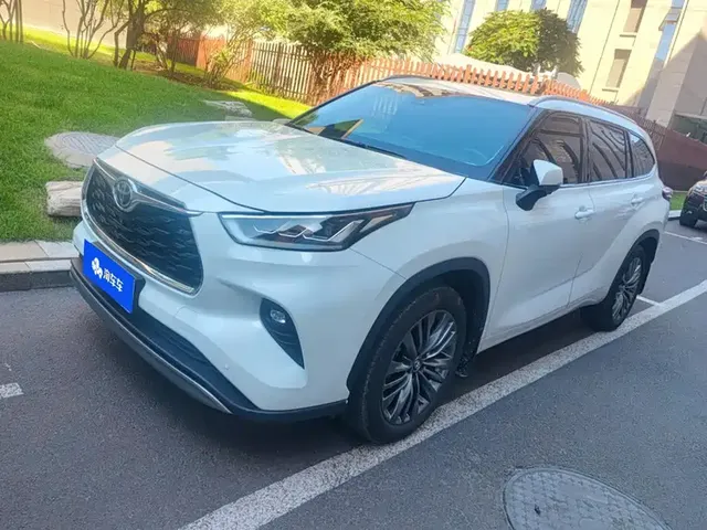 Toyota Highlander 2026 2.5L Smart Hybrid 4WD Ultimate 7-Seater