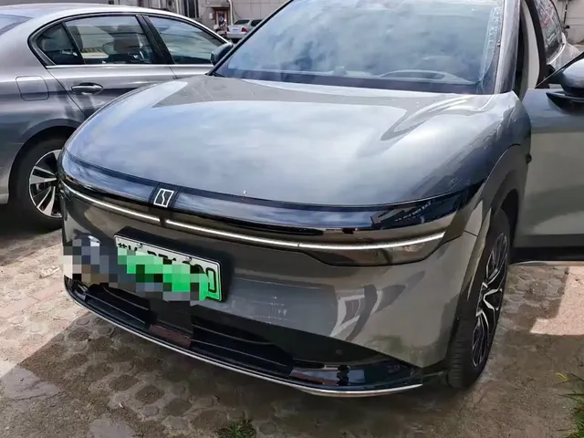 ZEEKR 7X 2025 Model 75kWh RWD Smart Driving Edition
