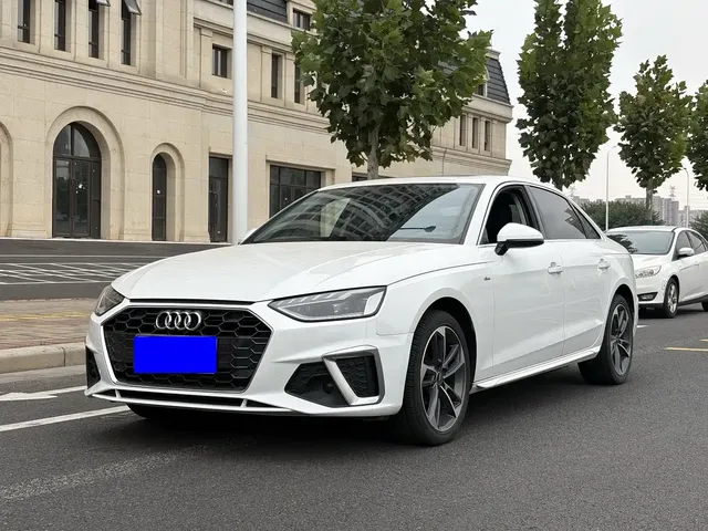 Audi A4L 2022 40 TFSI Fashion Dynamic