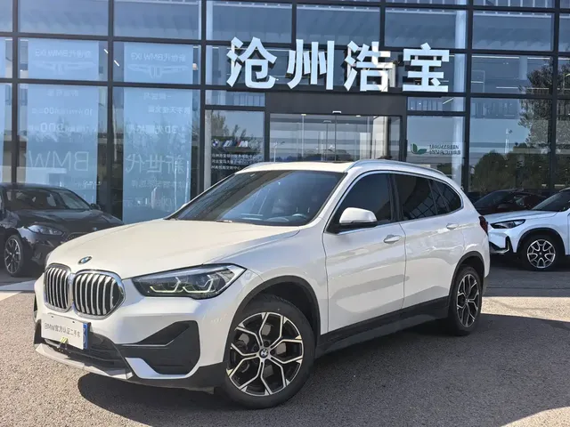 BMW X1 2022 sDrive25Li Leading