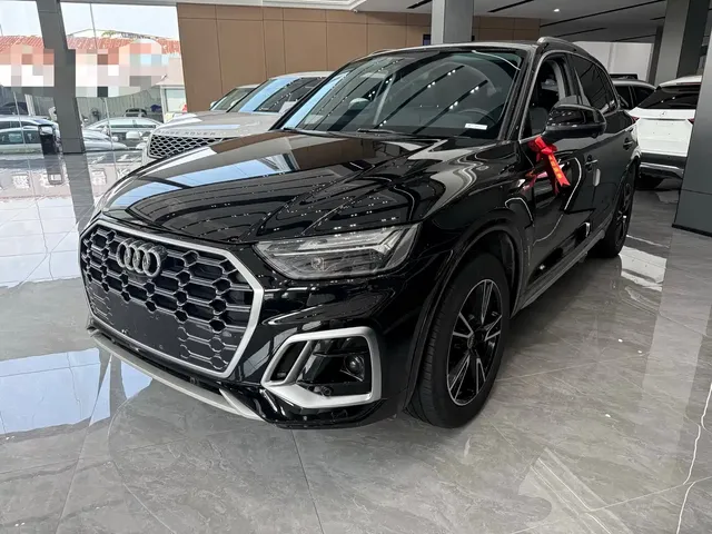 Audi Q5L 2022 40T Fashion Dynamic