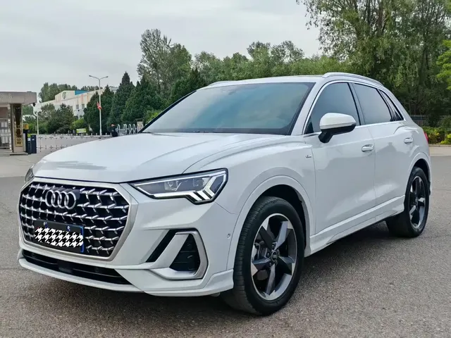 Audi Q3 2024 35 TFSI Fashion Sport