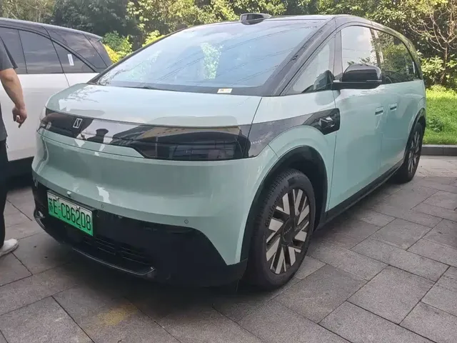 ZEEKR MIX 2025 Long Range Intelligent Driving Edition