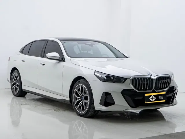 BMW i5 2024 eDrive 35L M Sport Package