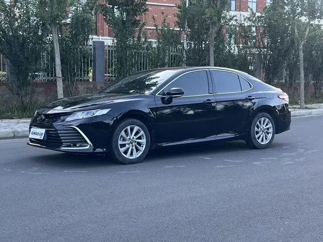 Toyota Camry 2021 2.0G Luxury Edition