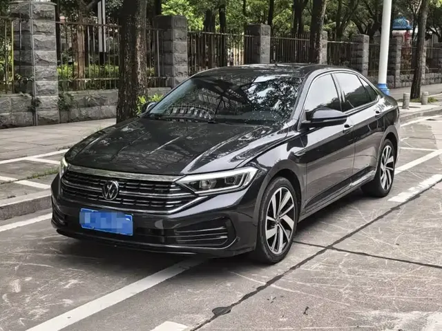 Volkswagen Sagitar 2024 300TSI DSG Surpass Edition