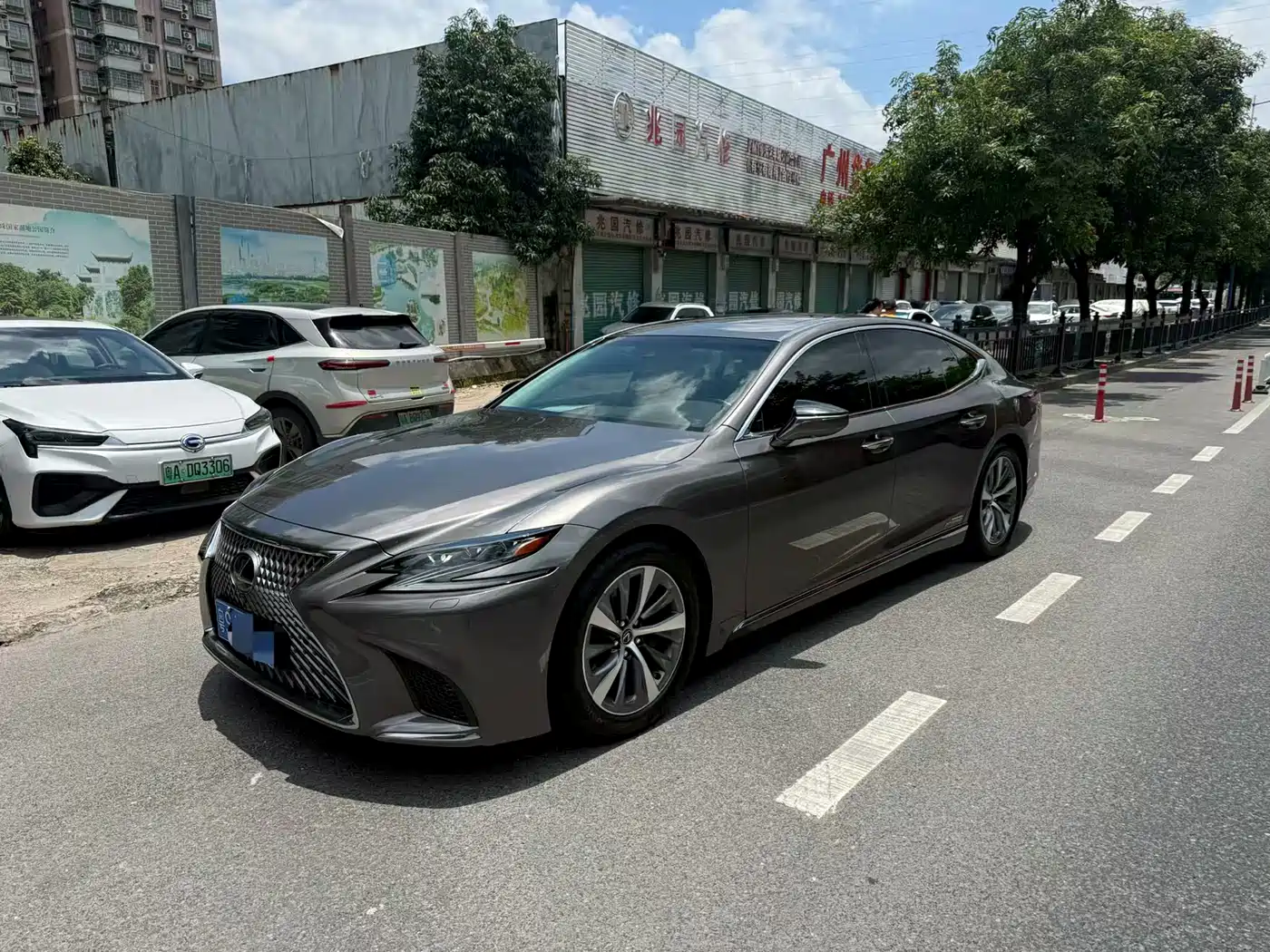 Lexus LS 2020 500h Excellence (China VI)