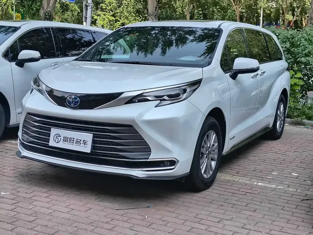 Toyota Sienna 2021 2.5L Hybrid Premium Edition