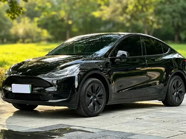 Tesla Model Y 2023 Rear-Wheel Drive Edition