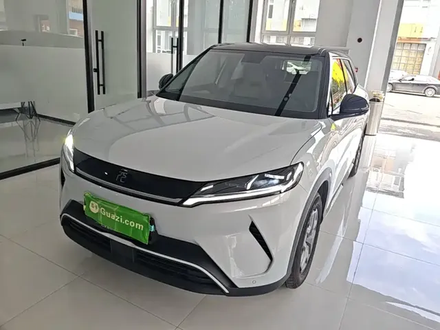 BYD Yuan UP 2025 Model 301KM Navigator