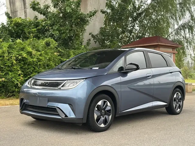 BYD Dolphin 2024 Glory Edition 420km Fashion Edition