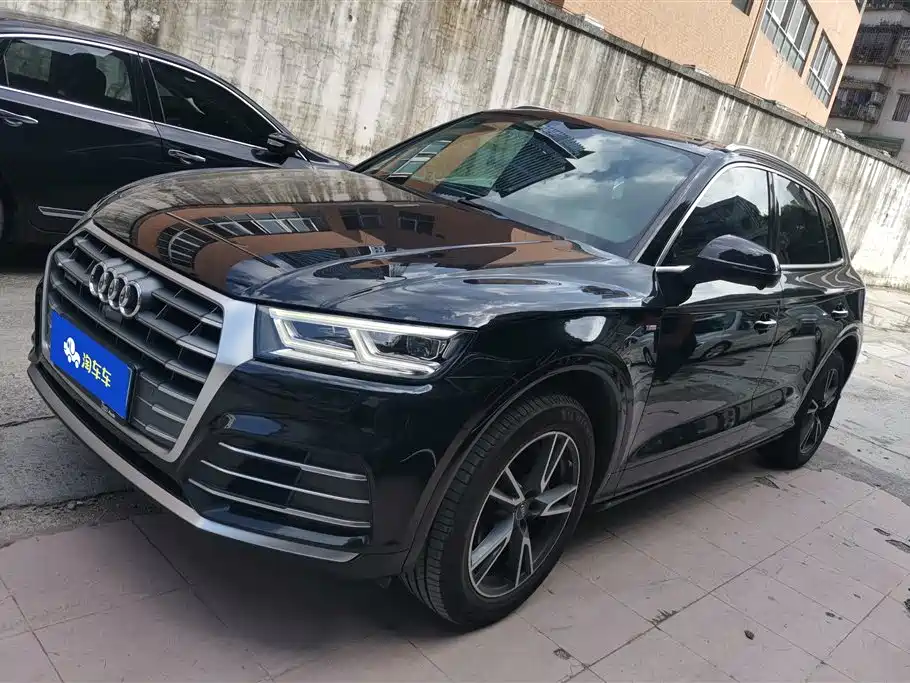 Audi Q5L 2020 Facelift 40 TFSI Honor Fashion