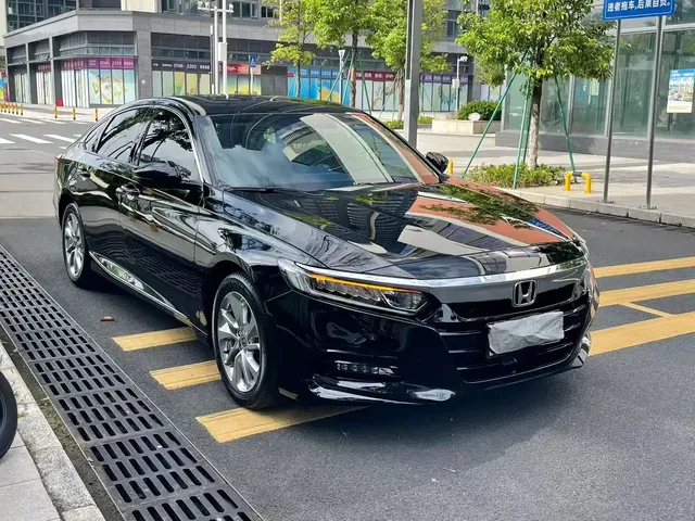 Honda Accord 2018 260TURBO Luxury Edition China V
