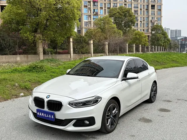 BMW 1 Series 2019 118i Fashion Edition